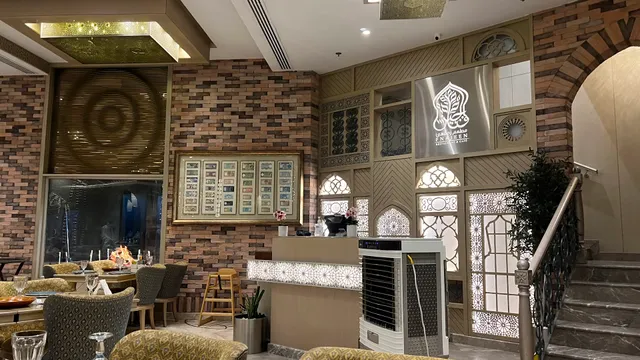 فناجين فرع من مطعم صمد العراقي Fnajeen