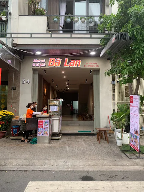 Bánh mì Bà Lan