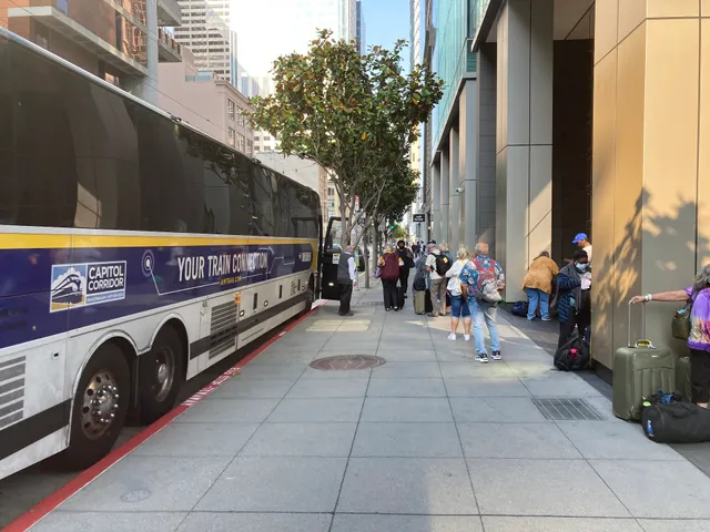 Bus Pickup for Amtrak Emeryville (SFC)