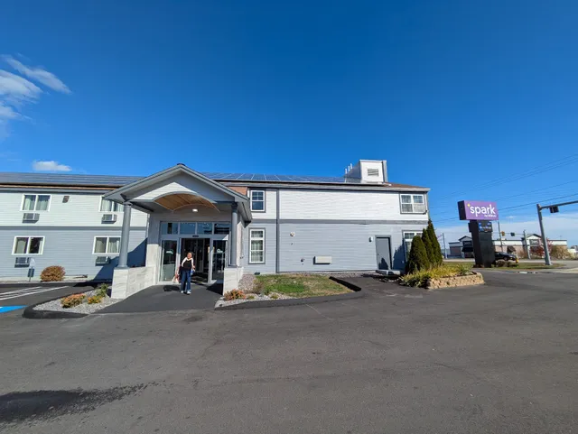 Spark by Hilton Portland Airport Maine Mall