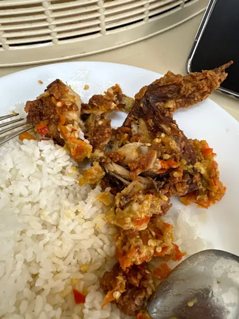 I Am Geprek Bensu Harapan Indah