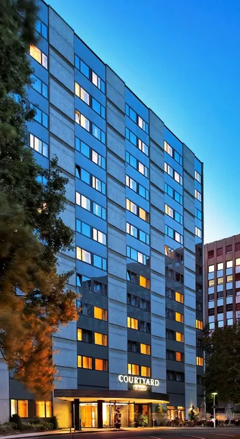 Courtyard by Marriott Duesseldorf Seestern