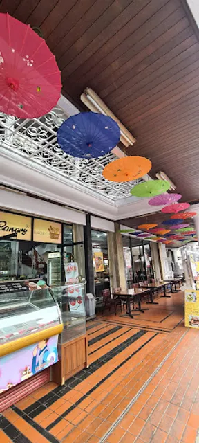 Canary Bakery And Cafe