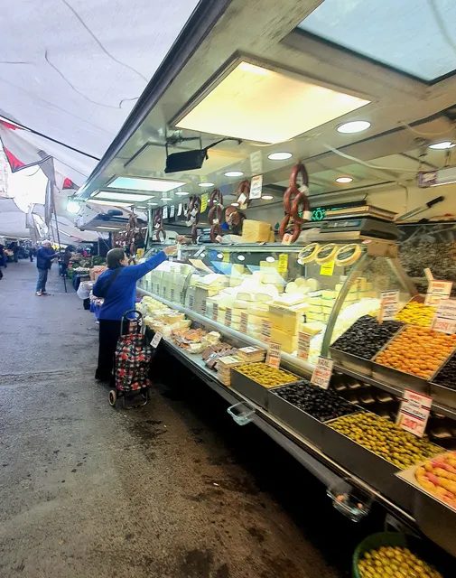 Kozyatagi Friday Bazaar