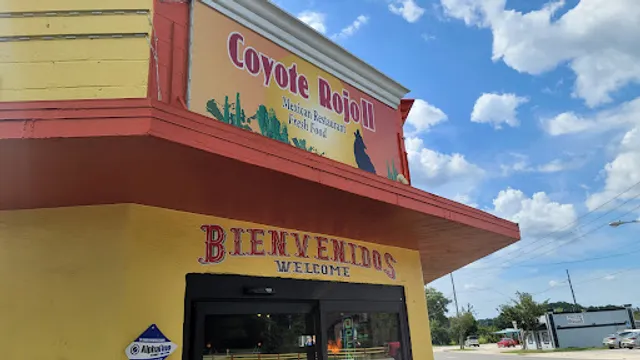 Coyote Rojo