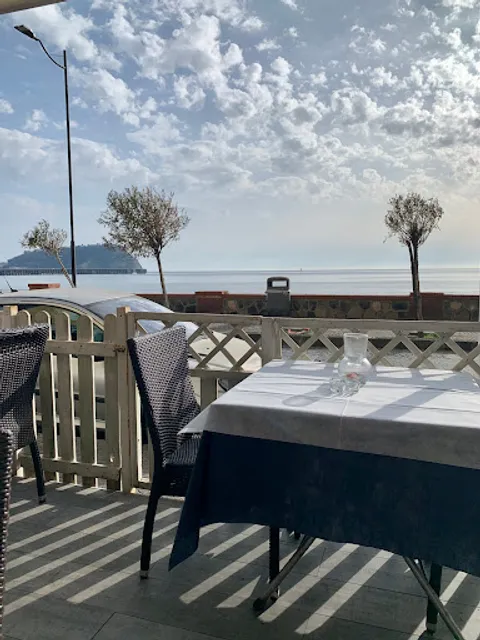 MasterPizz... PozzuoliIl Capolavoro della Pizza & Sea Food