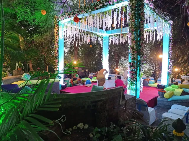 Misriote Farm (A luxurious, rural homestay)