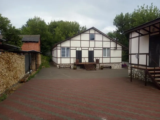 Guest house on Ilushkina 5