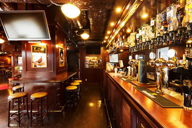 HUB Umeda-Chayamachi Applause