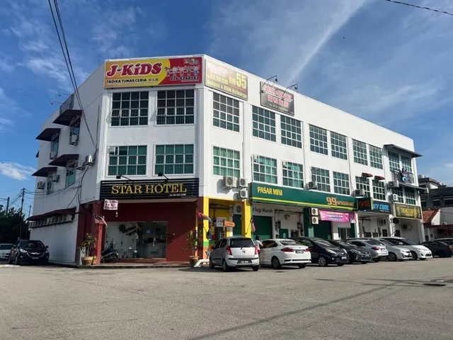 Style STAR INN, 富利旅店