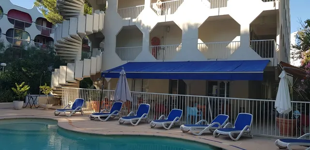 Hôtel Les Rives Bleues