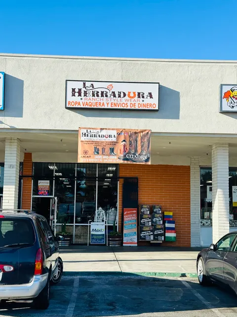 La Herradura Ranch style Wear