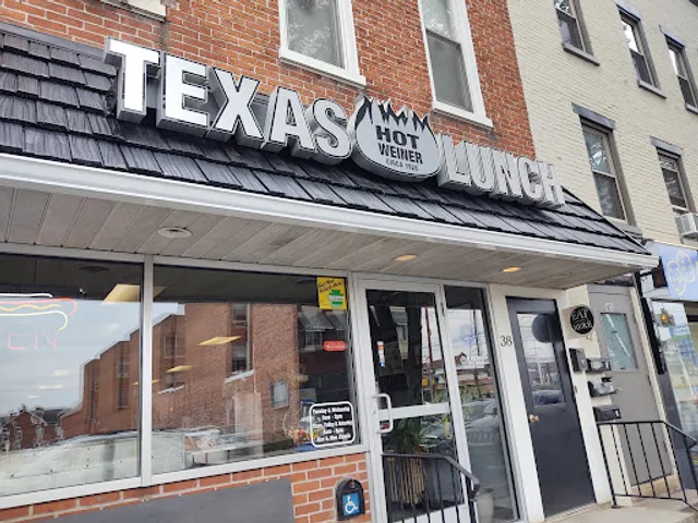 Texas Hot Wiener Lunch