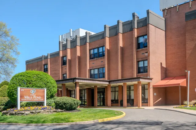 Luxor at Mills Pond Rehabilitation & Nursing Center