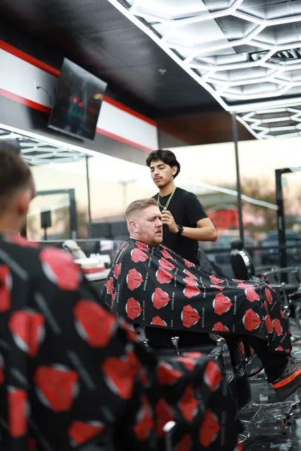 Dmnd Kutz Barbershop