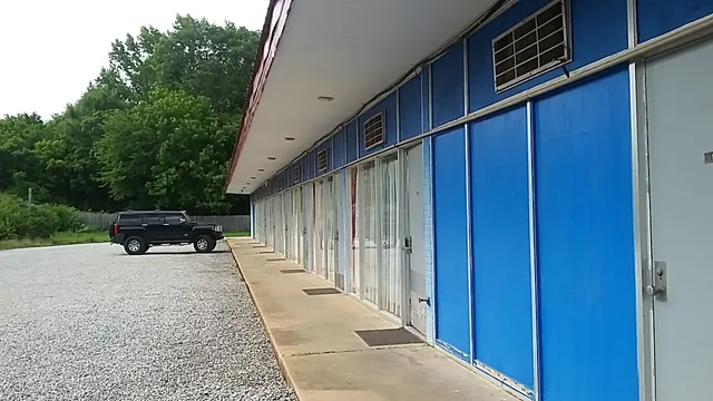 The Inn Motel & Restaurant