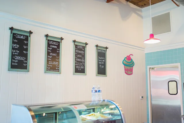 Daddy's Girls Bakery