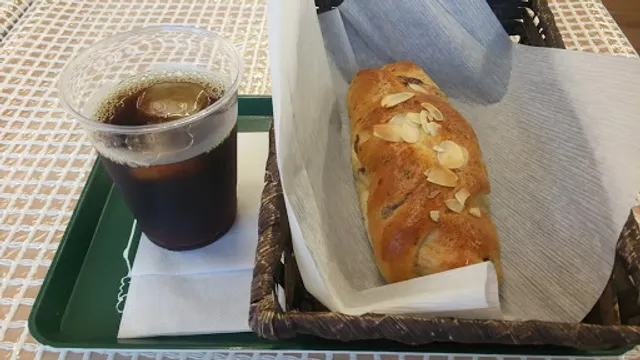 ピザリアニューエイジ本店