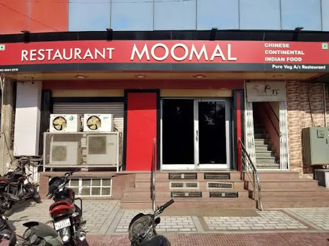Moomal Restaurant