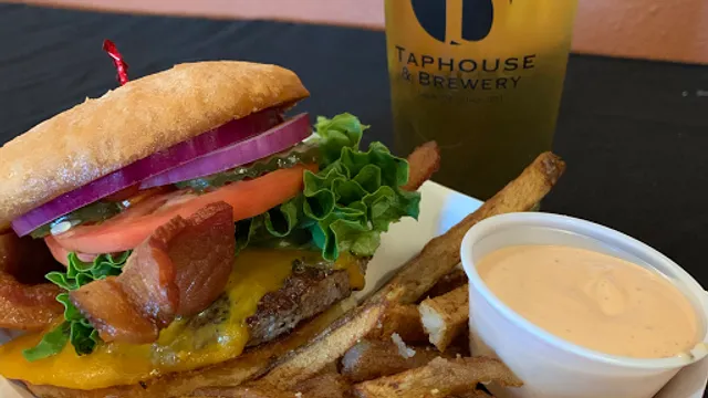 b² Taphouse & Grill