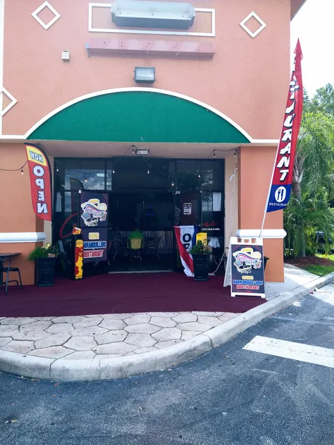 Shoppes at hunter's creek