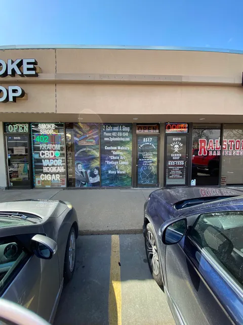 2 Gals and a Shop LLC