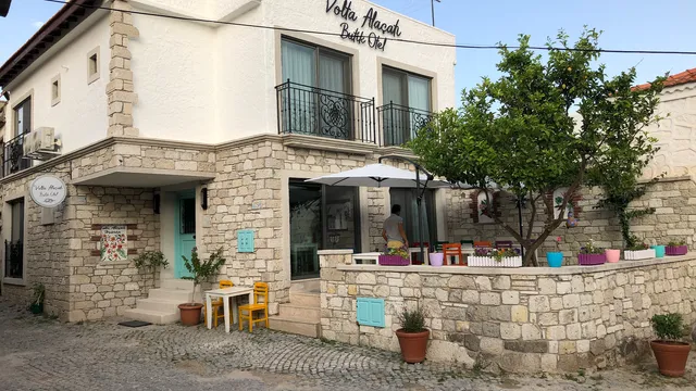 Volta Alaçatı Butik Otel
