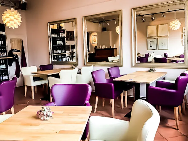 ahoi.salon "Alte Druckerei" - die weinstube