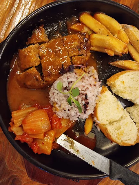 라라코스트 성서점