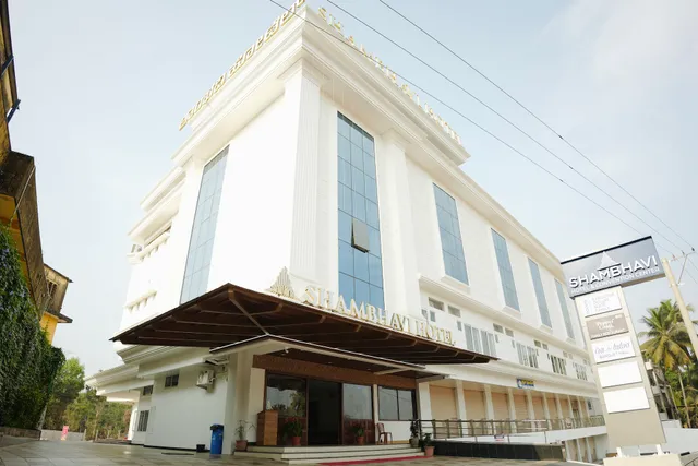 Shambhavi Hotel & Convention centre