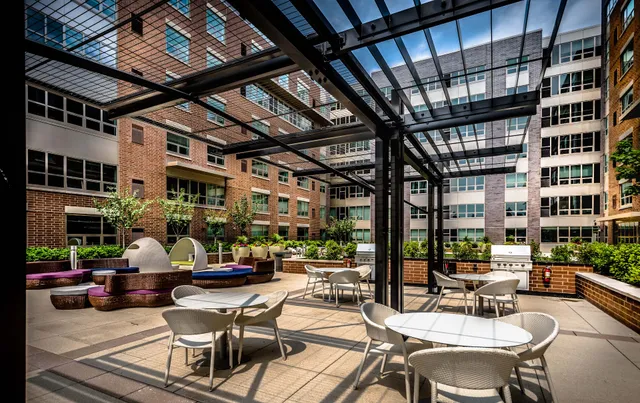 RiverParc at Port Imperial