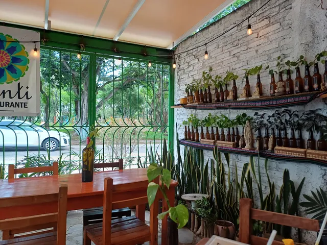 Shanti Café Restaurant