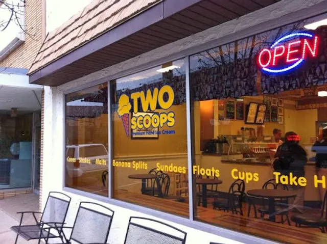 Two Scoops Anoka