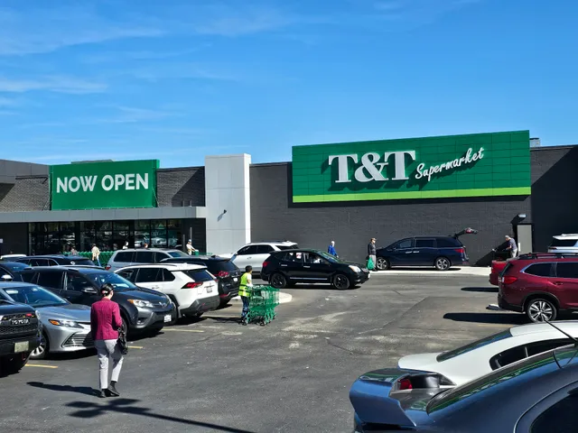 T&T Supermarket London Store