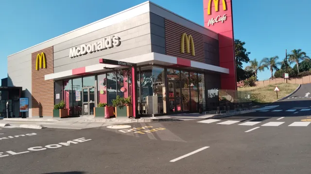 McDonald's La Lucia Drive-Thru