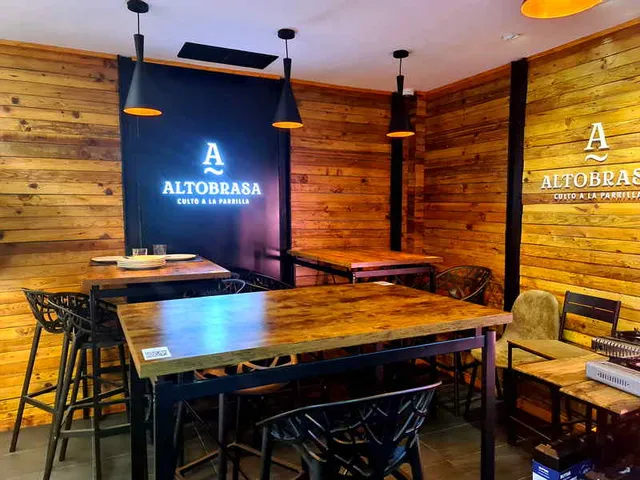 Altobrasa - Restaurante de Carnes a la Brasa