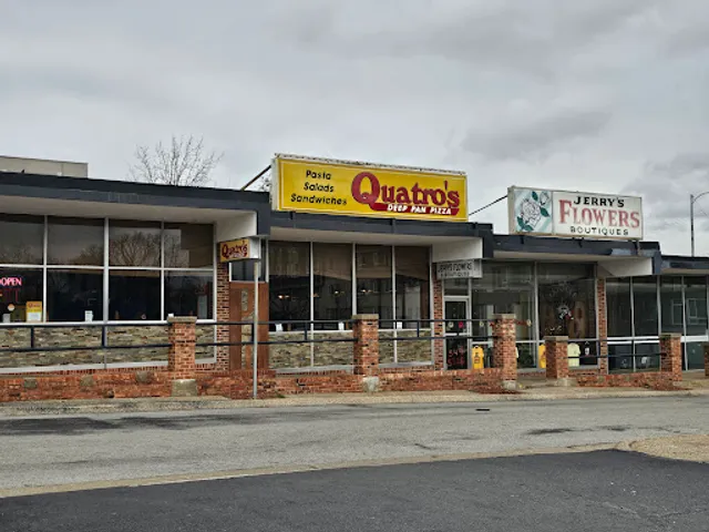 Quatro's Deep Pan Pizza