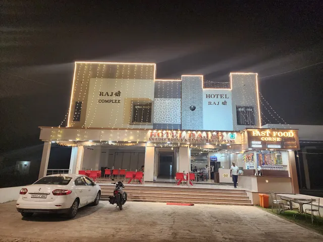 Hotel Raj Shree