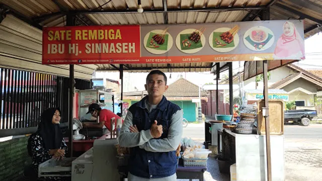 Sate Rembiga Ibu Sinnaseh