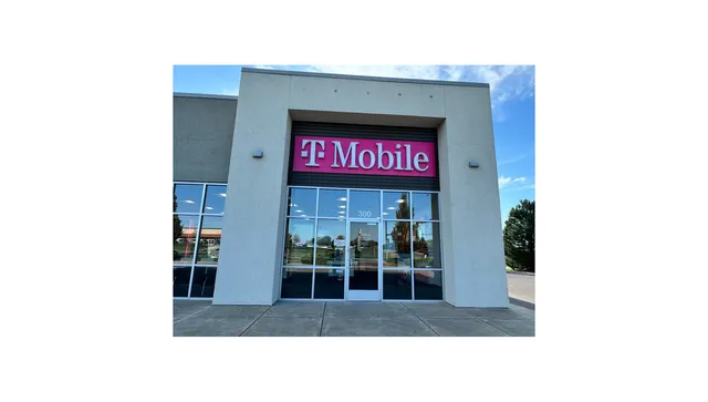 T-Mobile Authorized Retailer