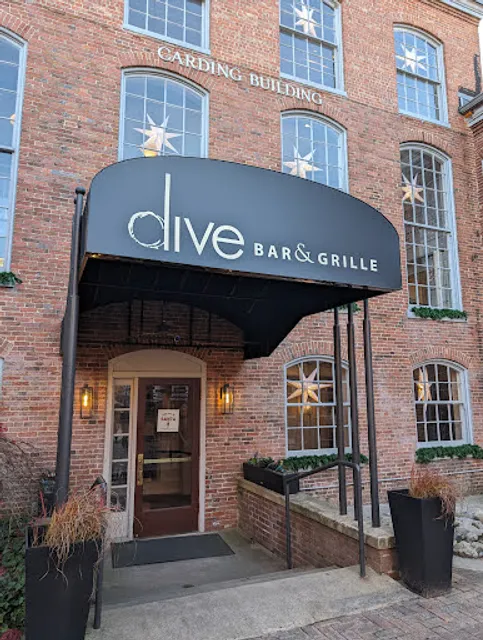 Dive Bar and Grille (Savage Mill)