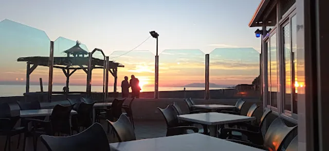 Restaurante Playa Naturista - Nudista Almanat