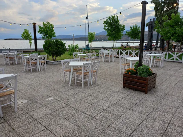 Το Καρέ του Μεζέ