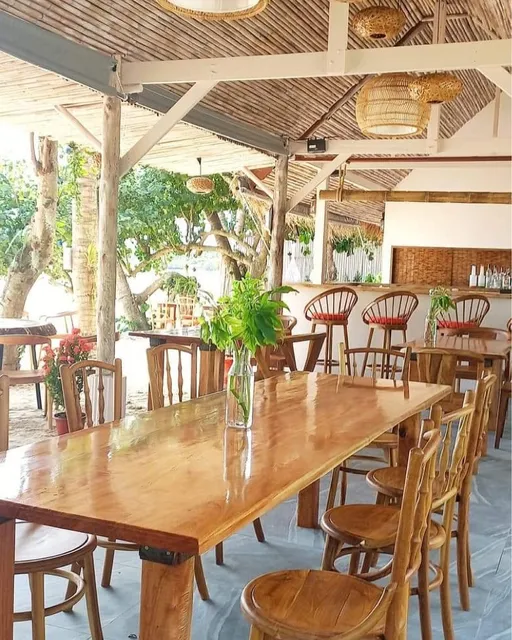 Kikekla Bar & Restaurant