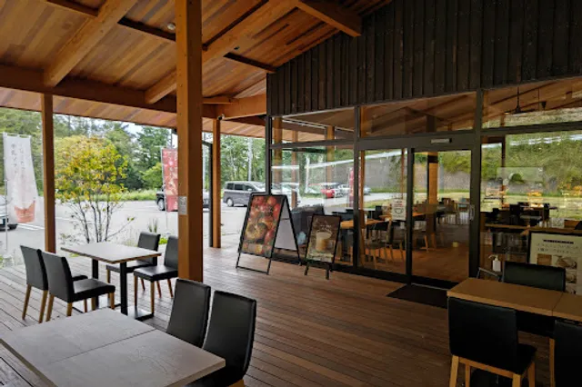 YATSUDOKI TERRACE小海 シャトレーゼ