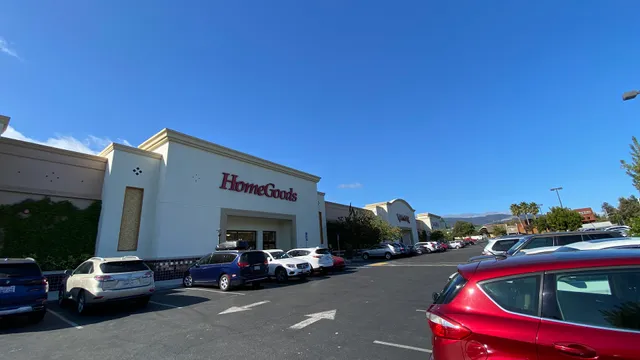 T.J. Maxx & HomeGoods