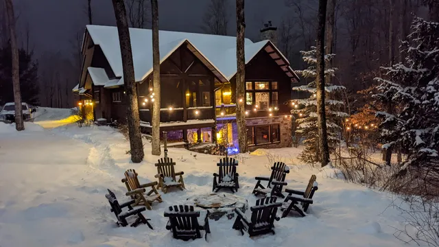 Idlewood Cabin - Ski in / Ski Out at Boyne Mountain