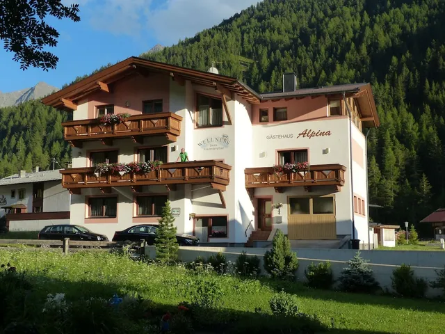 Haus Alpina und Landhaus Schöpf