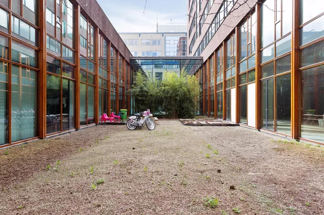 Hostelle - women only hostel