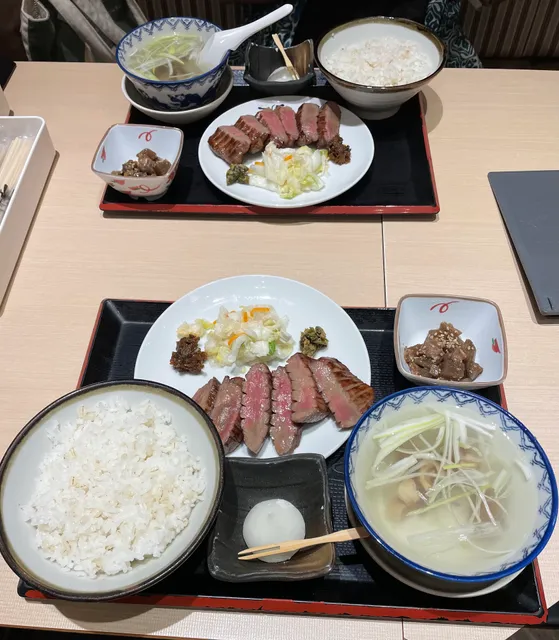 photo-1